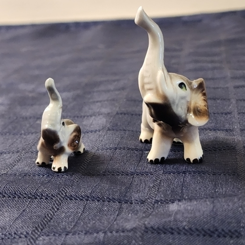 Vintage‎ 2 Miniature Porcelain Brown, Black, Gray Elephants